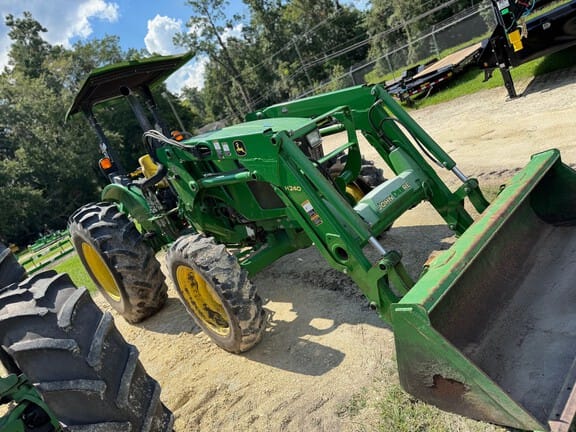 2015 John Deere 5055E Equipment Image0