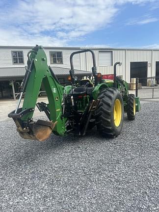Image of John Deere 5055E equipment image 4