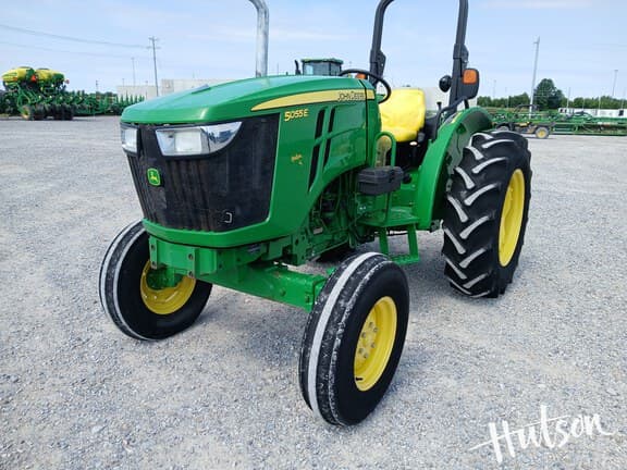 Image of John Deere 5055E equipment image 1