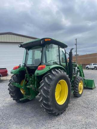 Image of John Deere 5065E equipment image 4
