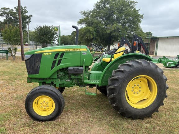 Image of John Deere 5065E Primary image