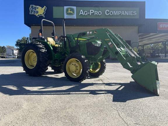 2015 John Deere 5065E Equipment Image0