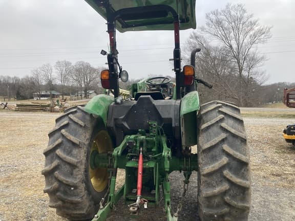 Image of John Deere 5065E equipment image 4