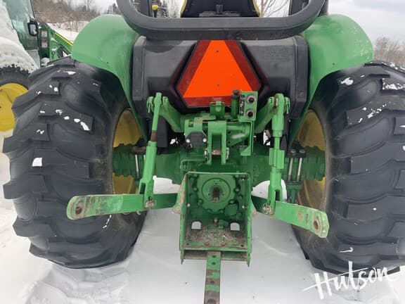 Image of John Deere 5075E equipment image 4