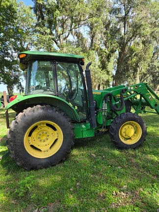 Image of John Deere 5085E equipment image 4