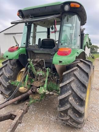 Image of John Deere 5085E equipment image 4