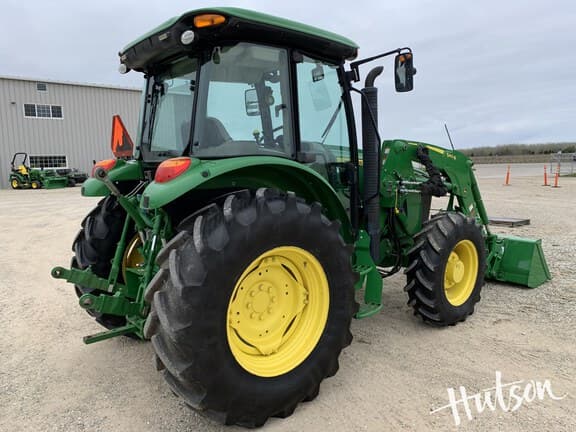 Image of John Deere 5115M equipment image 2