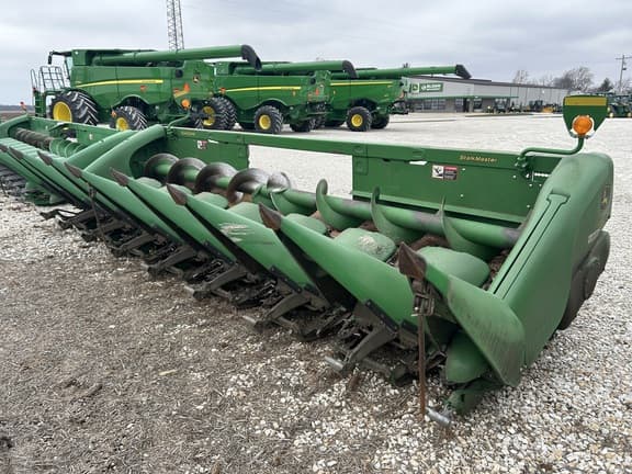 Image of John Deere 608C equipment image 1