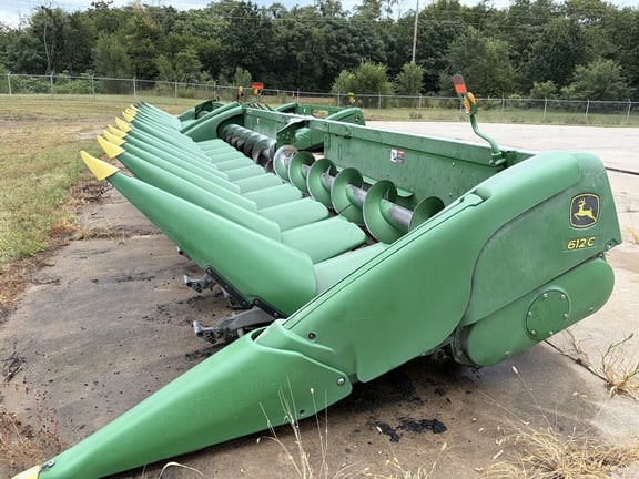 Main image John Deere 612C