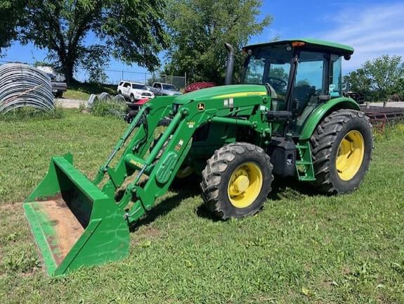 Image of John Deere 6135E Primary image