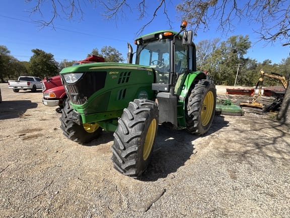 2015 John Deere 6140M Equipment Image0