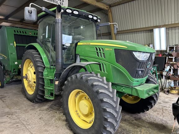 Image of John Deere 6140R equipment image 4