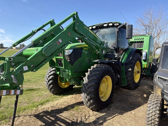 2015 John Deere 6145R Equipment Image0