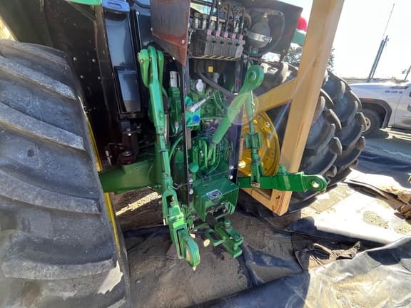 Image of John Deere 6150M equipment image 4