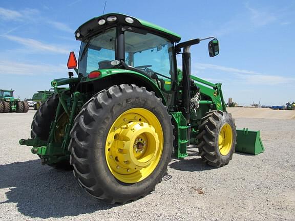 Image of John Deere 6150R equipment image 4