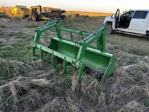 Image of John Deere 6150R equipment image 3