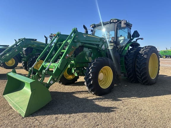 2015 John Deere 6175R Equipment Image0