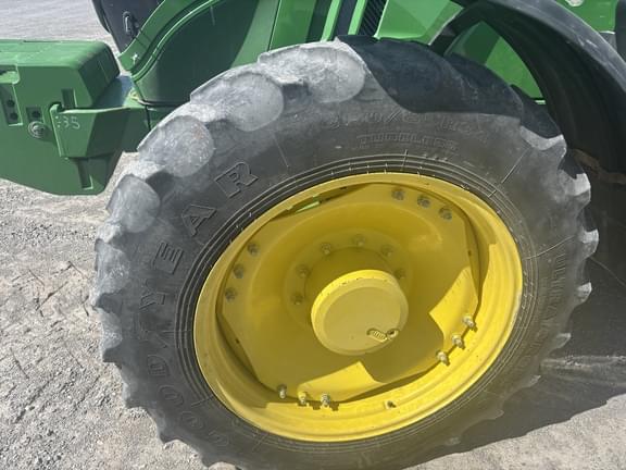 Image of John Deere 6195R equipment image 4