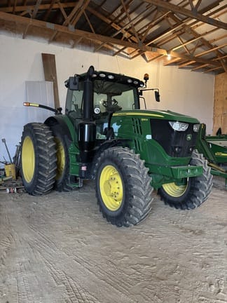 2015 John Deere 6195R Equipment Image0