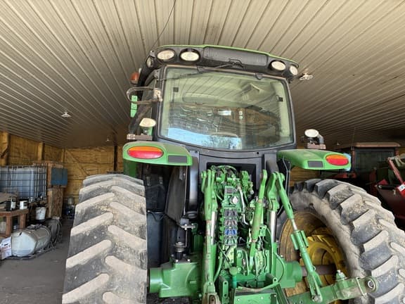 Image of John Deere 6215R equipment image 4