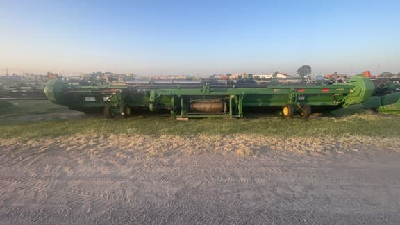 Image of John Deere 635D equipment image 4