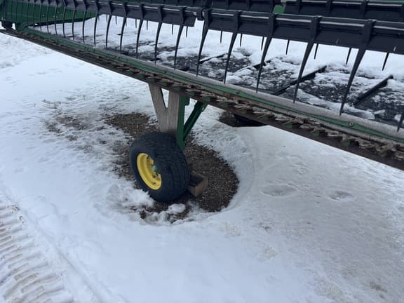 Image of John Deere 640D equipment image 4
