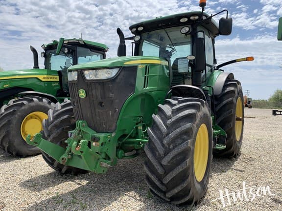 Image of John Deere 7210R equipment image 2