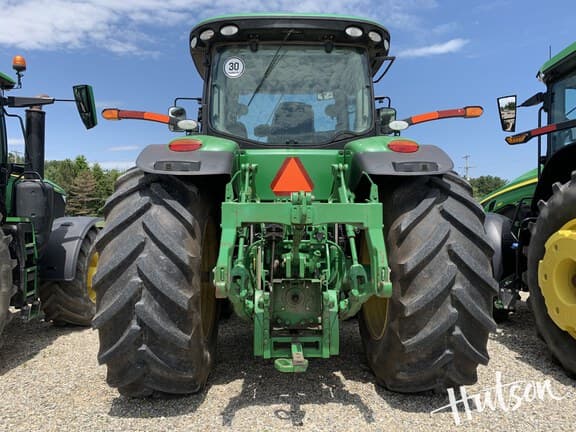 Image of John Deere 7210R equipment image 4