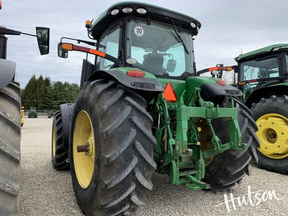 Image of John Deere 7210R equipment image 3