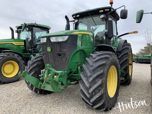 Image of John Deere 7210R equipment image 1