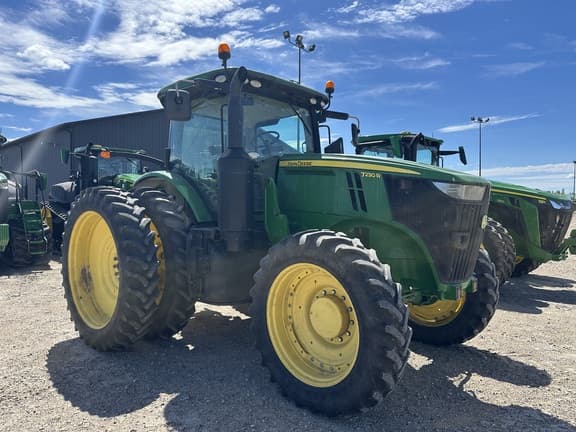 Image of John Deere 7230R equipment image 2