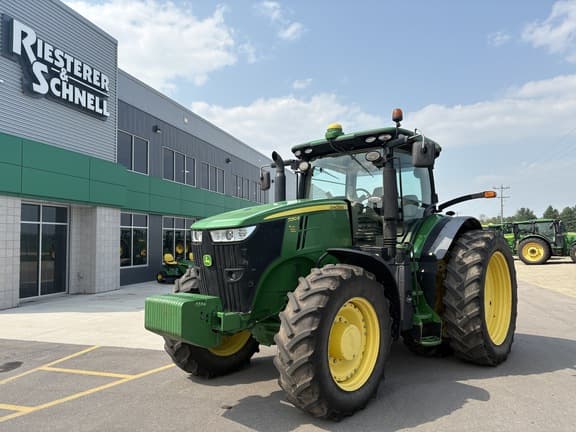 Image of John Deere 7250R equipment image 3
