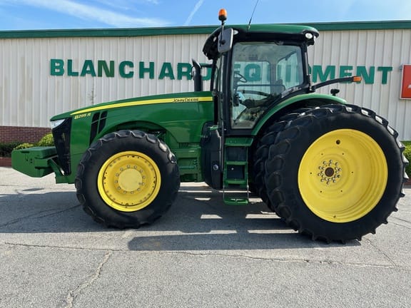 2015 John Deere 8295R Equipment Image0