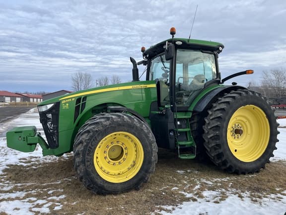Image of John Deere 8295R equipment image 2