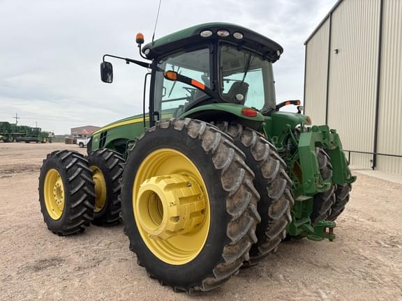 Image of John Deere 8320R equipment image 2