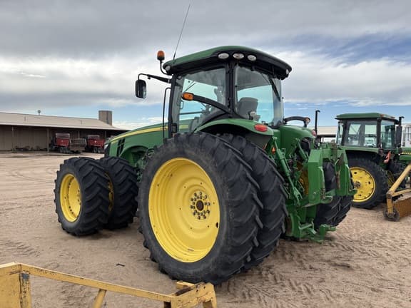 Image of John Deere 8320R equipment image 4