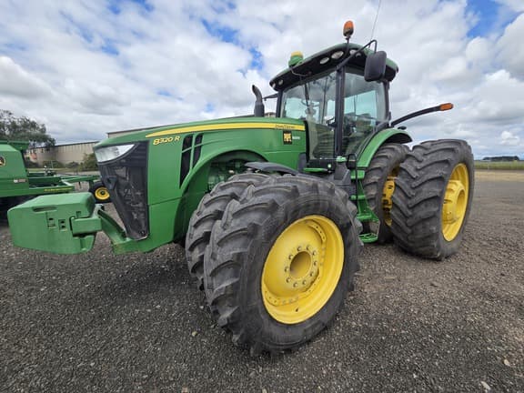 Image of John Deere 8320R Primary image
