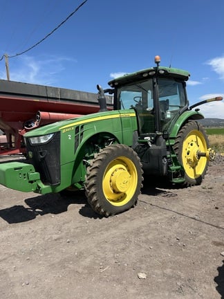 2015 John Deere 8345R Equipment Image0