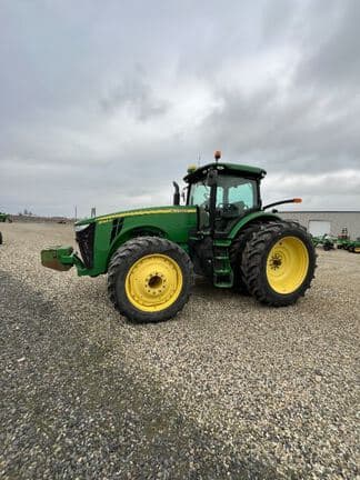 Image of John Deere 8345R equipment image 3