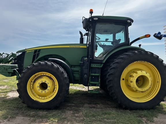 Image of John Deere 8345R equipment image 1
