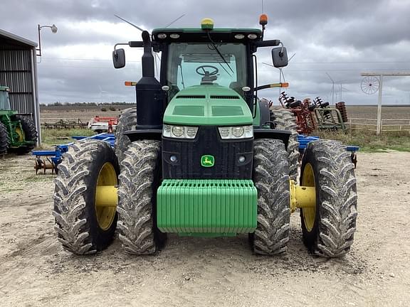 Image of John Deere 8370R equipment image 4