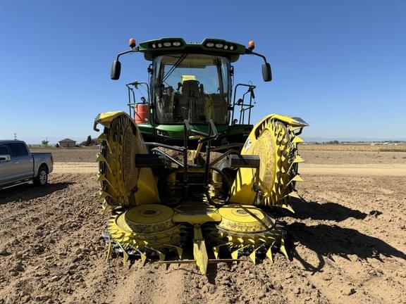 Image of John Deere 8600 equipment image 2