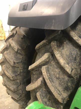 Image of John Deere 9370R equipment image 4