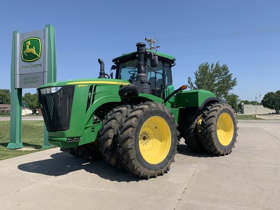 2015 John Deere 9370R Equipment Image0