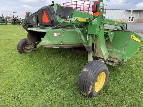 Image of John Deere 946 equipment image 3