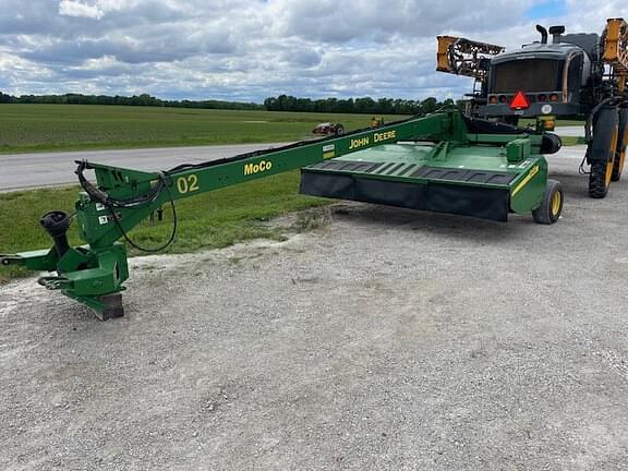 Image of John Deere 946 Primary image