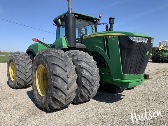 2015 John Deere 9570R Equipment Image0