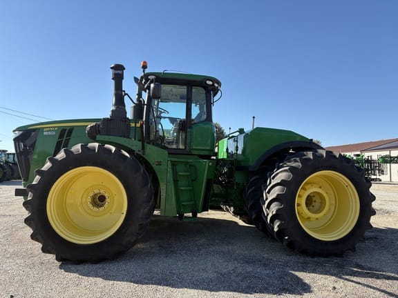 2015 John Deere 9570R Equipment Image0