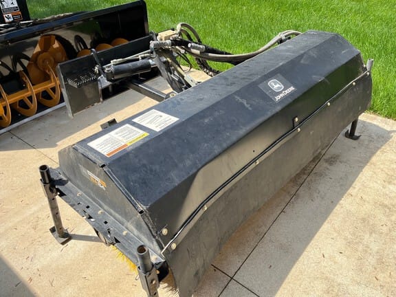 2015 John Deere BA84 Equipment Image0