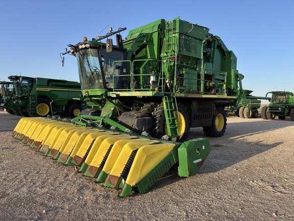 2015 John Deere CS690 Equipment Image0